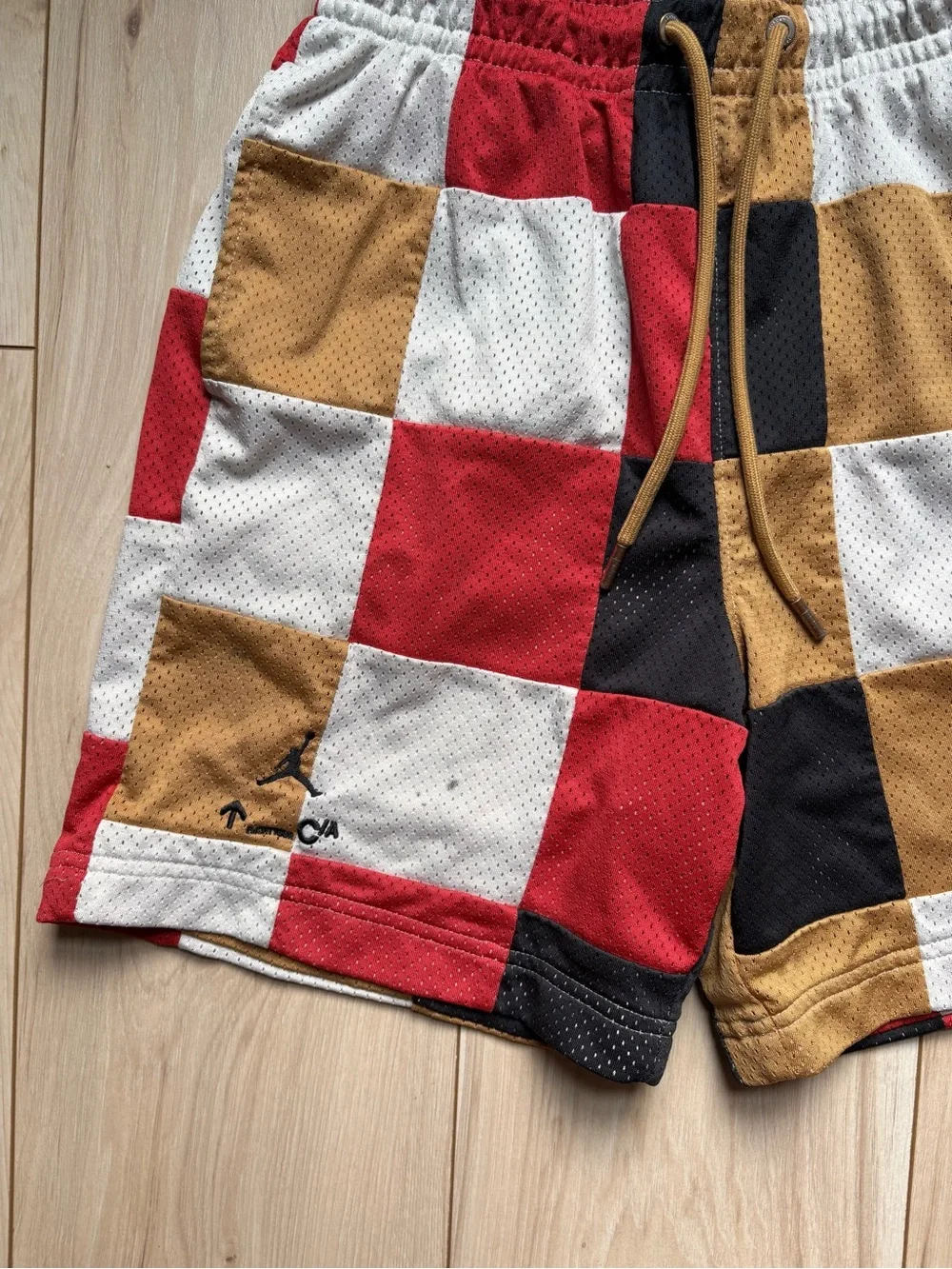 Jordan Flight Men’s Patchwork Mesh Basketball Shorts Red White Tan Size S